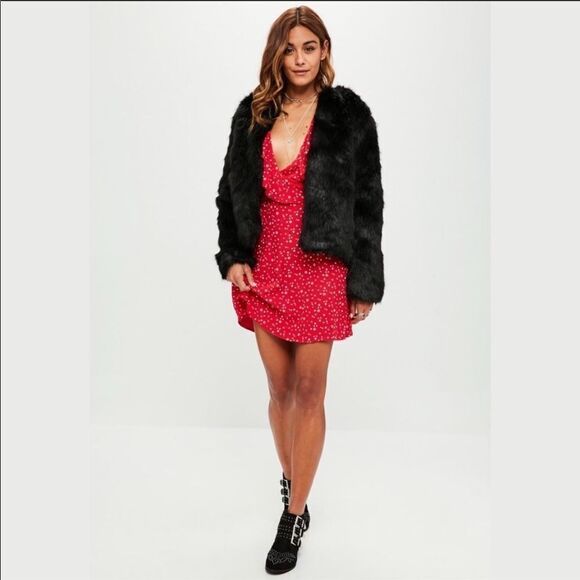 ✨ Red Star Ruffle Detail Tea Dress✨ - Picture 2 of 7